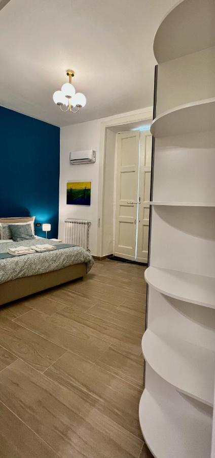 Appartement La Casa Di Marty à Naples Extérieur photo